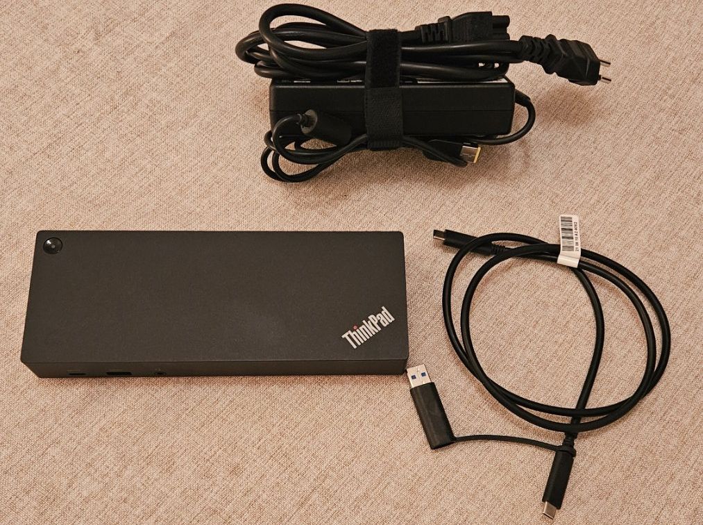Lenovo Docking station: Lenovo ThinkPad Hybrid USB-C with USB-A Dockingstation – Usato da Widnau venduto da PlayTechTown