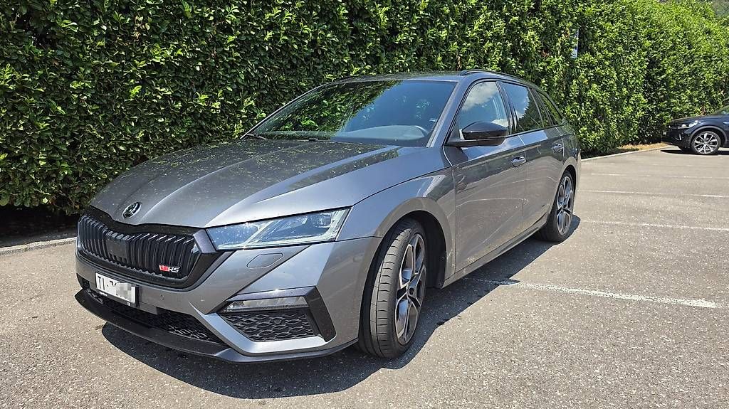 Skoda Automobili: SKODA Octavia Combi 2.0 TSI RS DSG – Usato da Losone venduto da Speedster