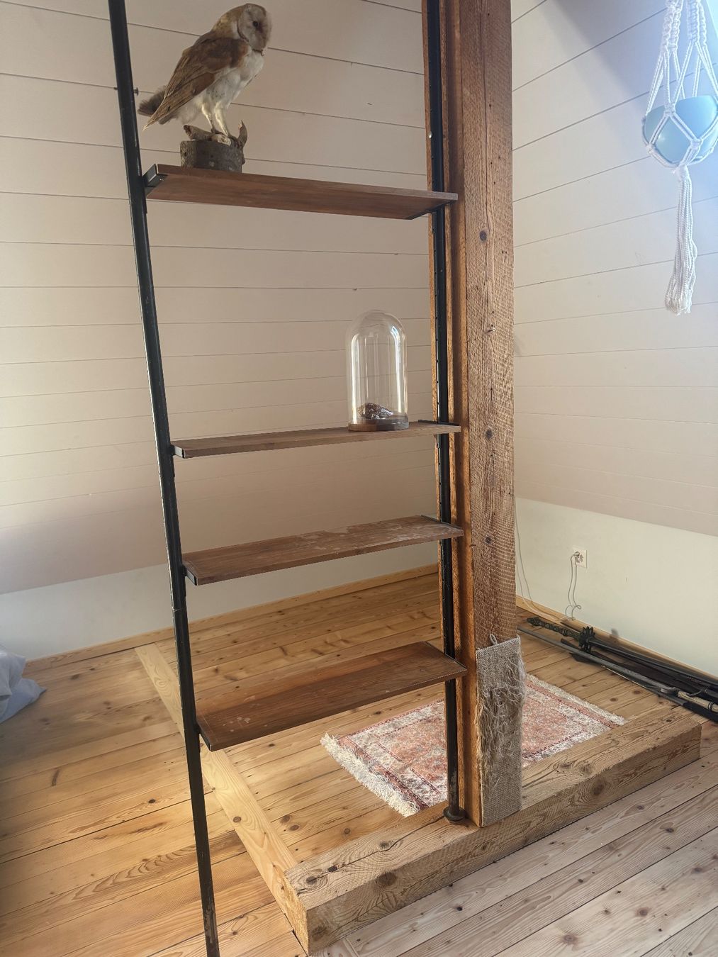 Articles en bois: Étagère vintage réglable – D'occasion à Biel/Bienne par jojo020