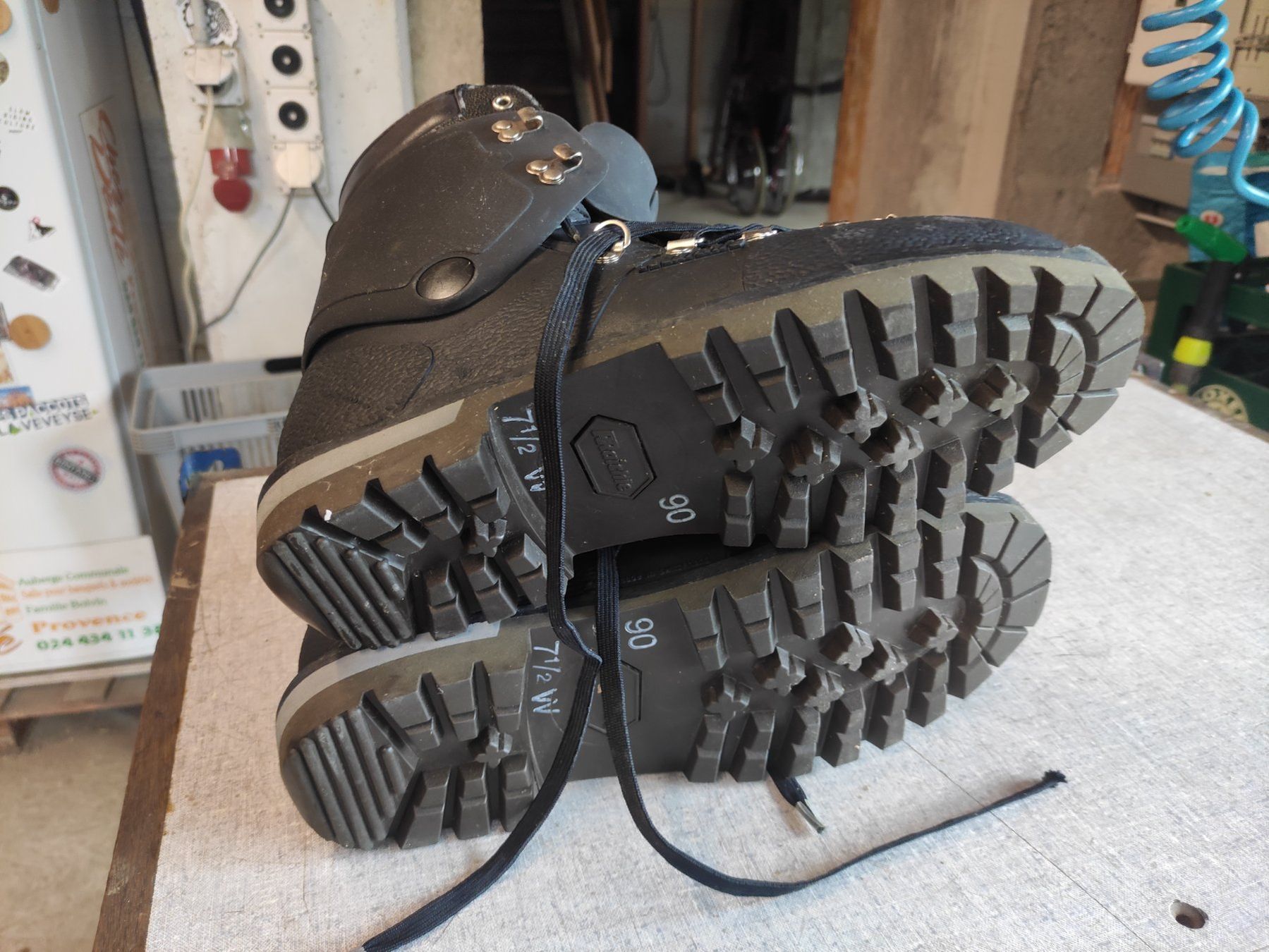 Raichle Scarpe da uomo: Raichle Schalenschuhe 7.5 UK – Nuovo (secondo la descrizione) da Provence venduto da Finbotsy 2