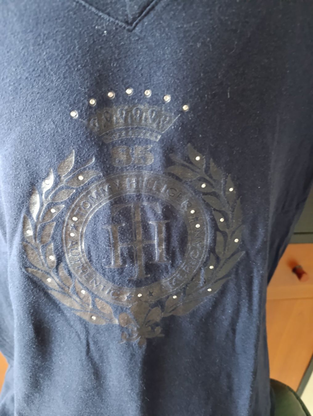 Tommy Hilfiger T-shirt: T-shirt Tommy Hilfiger – Usato da St-Cergue venduto da Neviana 1