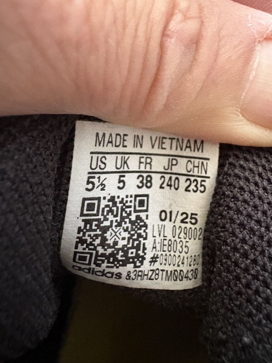 Adidas Herrenschuhe: Adidas Hallenschuhe – Neu (gemäss Beschreibung) aus Bern von SanBuser 3