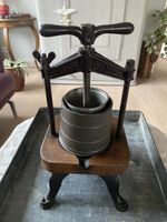 Antike Beerenpresse / Saftpresse aus Grossmutters Zeiten!
