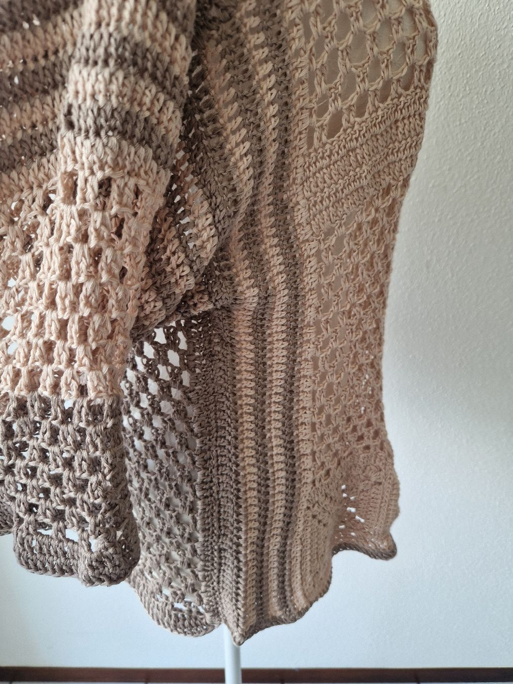 Pulls & Sweat-shirts: PULL HANDMADE EN CROCHET  – Neuf avec emballage d'origine à Camorino par JPHANDMADE1 4