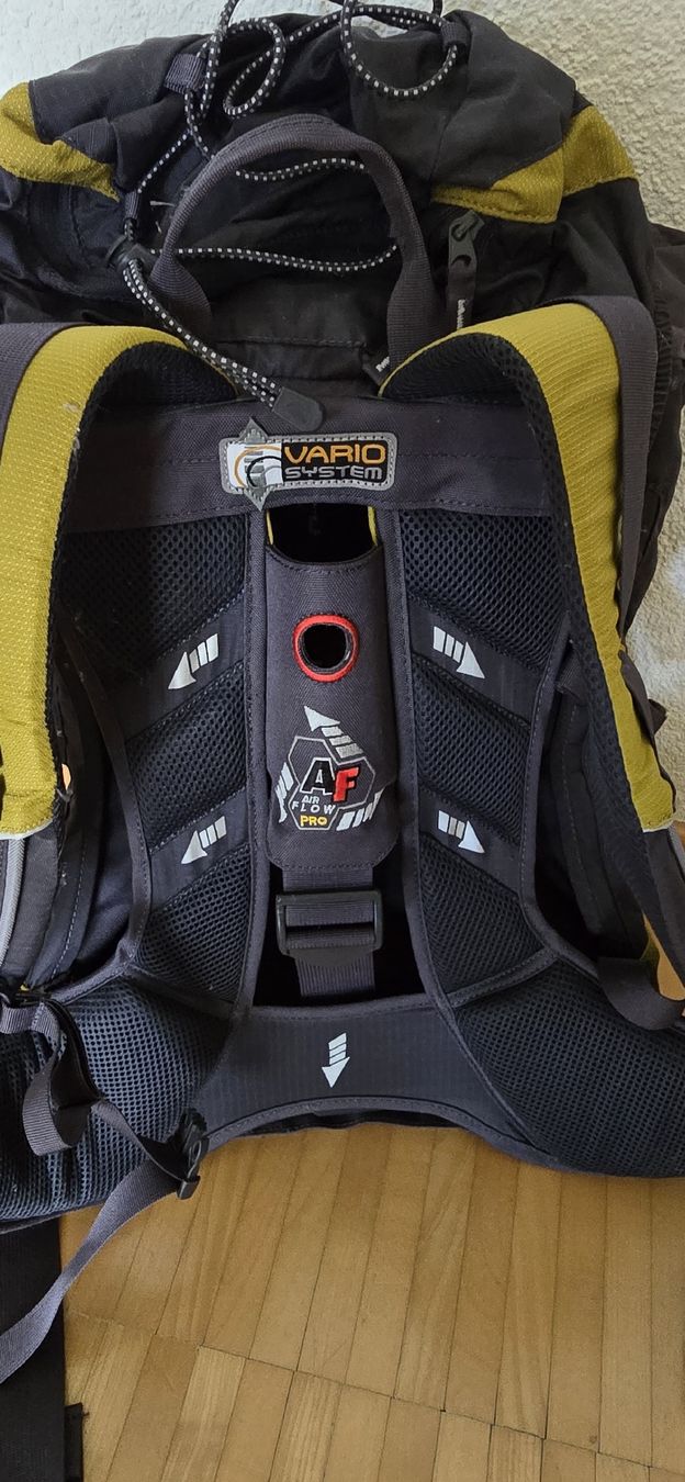 Mckinley Zaini: Rucksack Mckinley – Nuovo (secondo la descrizione) da Sutz venduto da sul_2pjf 1
