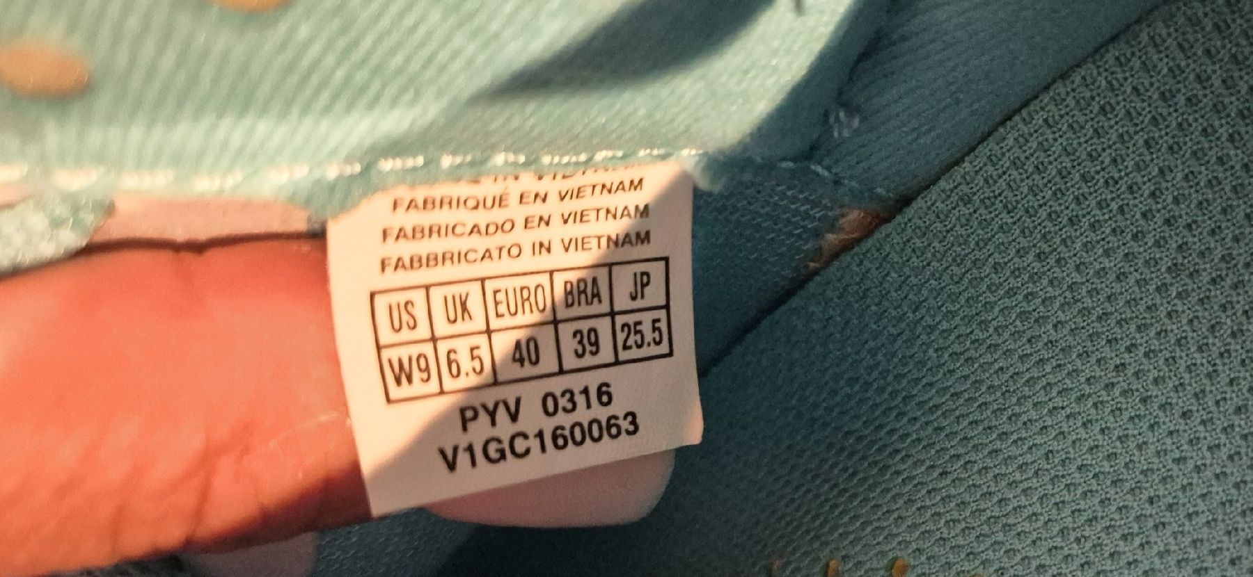 Mizuno Chaussures femmes: Mizuno Damen Hallenschuhe – D'occasion à Rüti ZH par galline72 4