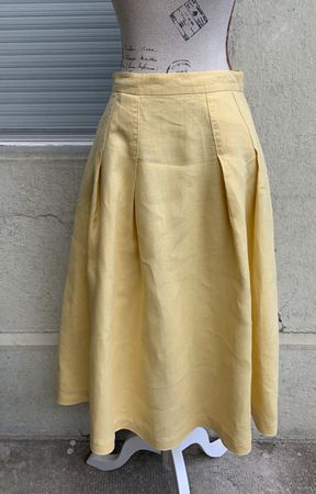 Splendide jupe 100%lin jaune BENETTON légers plis t.34