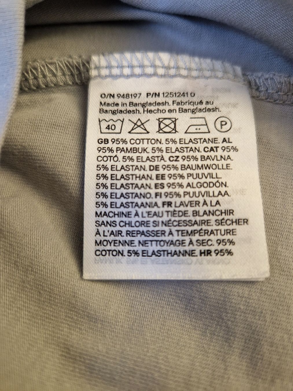 H&M Blusen, T-Shirts & Tops: H&M Langarmshirt, Gr. 146/152 – Gebraucht aus Zollikerberg von nmonika 2