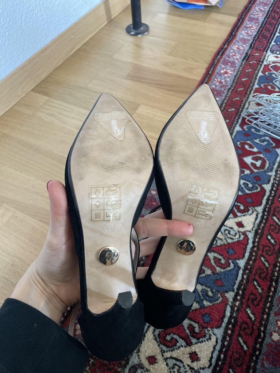 Scarpe da donna: Higheels schwarz – Nuovo (secondo la descrizione) da Zürich venduto da crausc 2