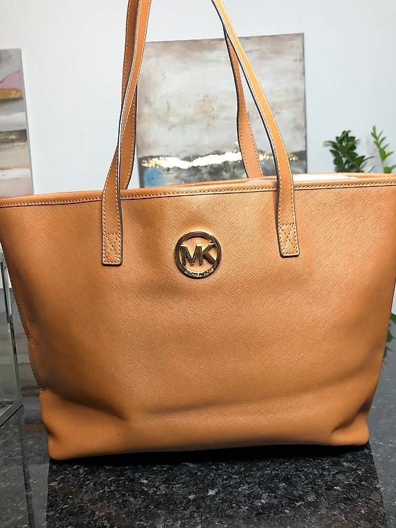 Michael Kors Borse da donna: Michael Kors Handtasche / Shopper – Nuovo (secondo la descrizione) da Balgach venduto da DeeKova