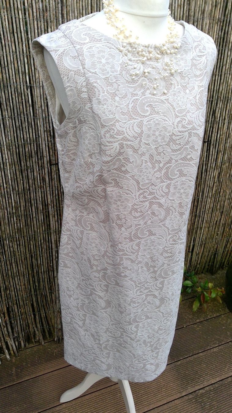 Vestiti: Robe beige & écru motifs fleurs MONA, taille L – Nuovo (secondo la descrizione) da Agiez venduto da chouchanelle