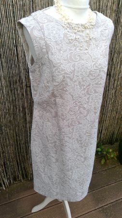 Robe beige & écru motifs fleurs MONA, taille L