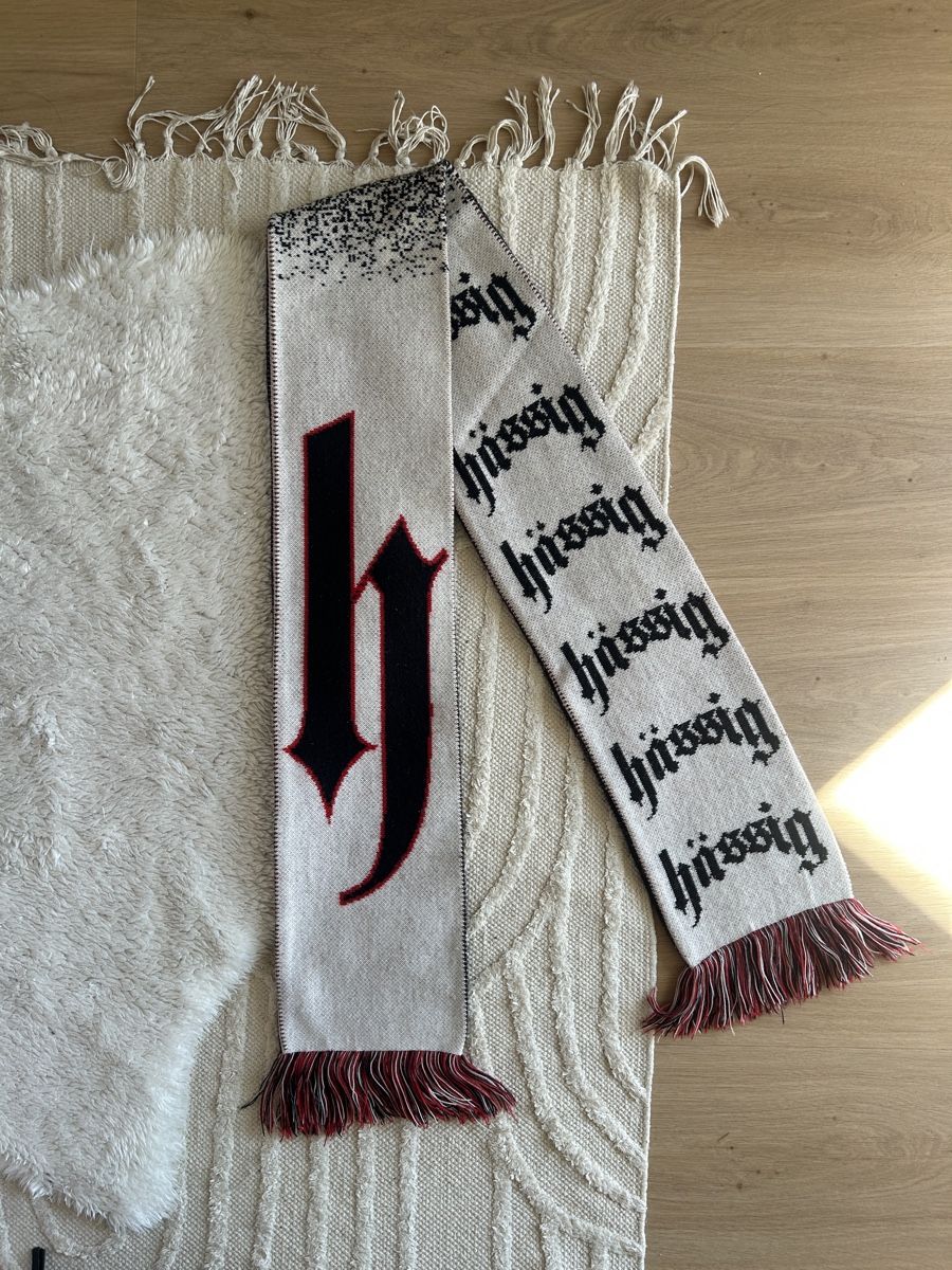 Hässig Foulards, Tücher & Schals: Hässig Schal – Gebraucht aus Winterthur von Werischjenny 1