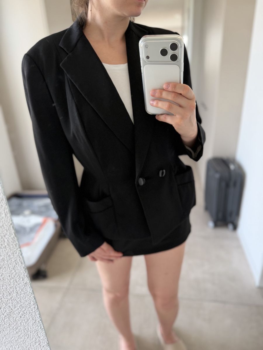 Giacche: Eleganter schwarzer Vintage Blazer S – Usato da Oberuzwil venduto da PreownedAllure 4