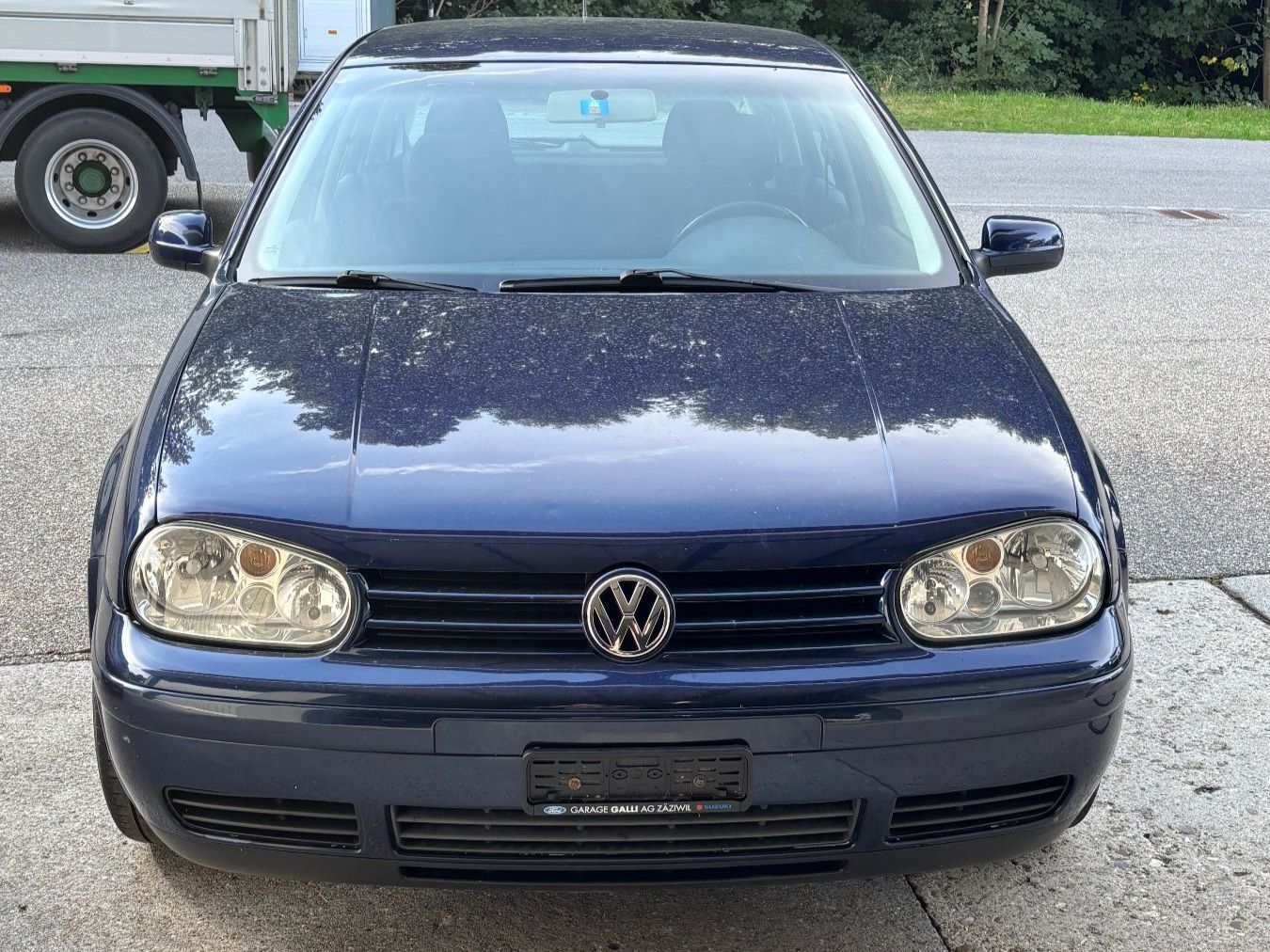 VW Automobili: VW Golf – Usato da Zäziwil venduto da mar_2wvr