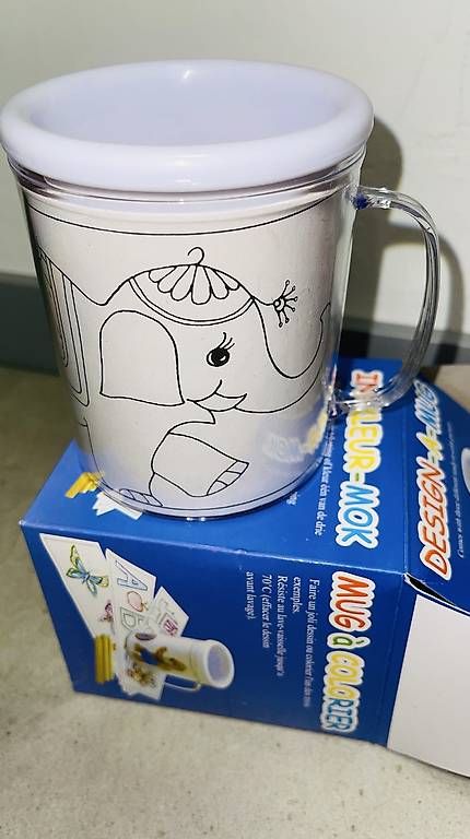 Tassen: Neu! Malbecher mit 6 Farbstiften – Neu und originalverpackt aus Schönenbuch von hug_f2ny 1