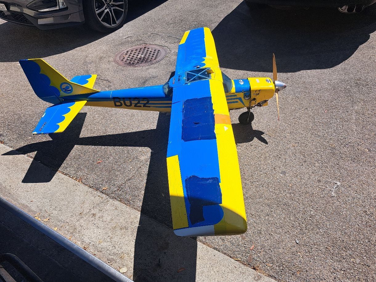RC Kits de montage: Zweckmodell – Défectueux à Ostermundigen par Lolipop15 2