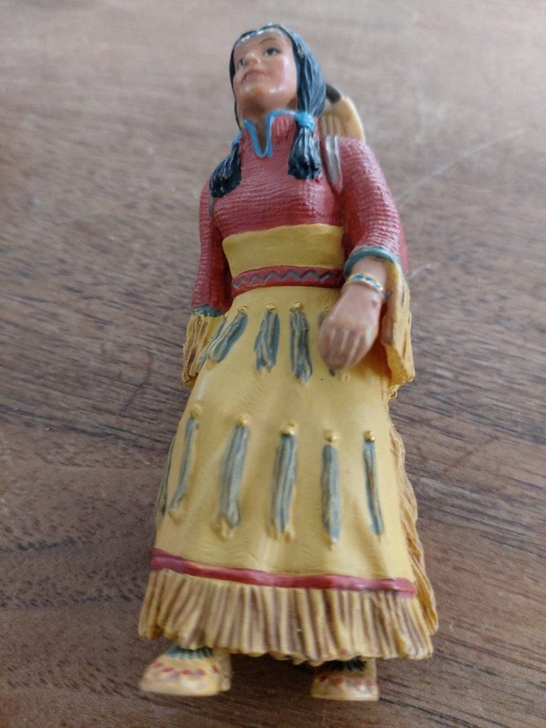 Statuette: Sammel-Figuren – Usato da Wangs venduto da cgu01 1