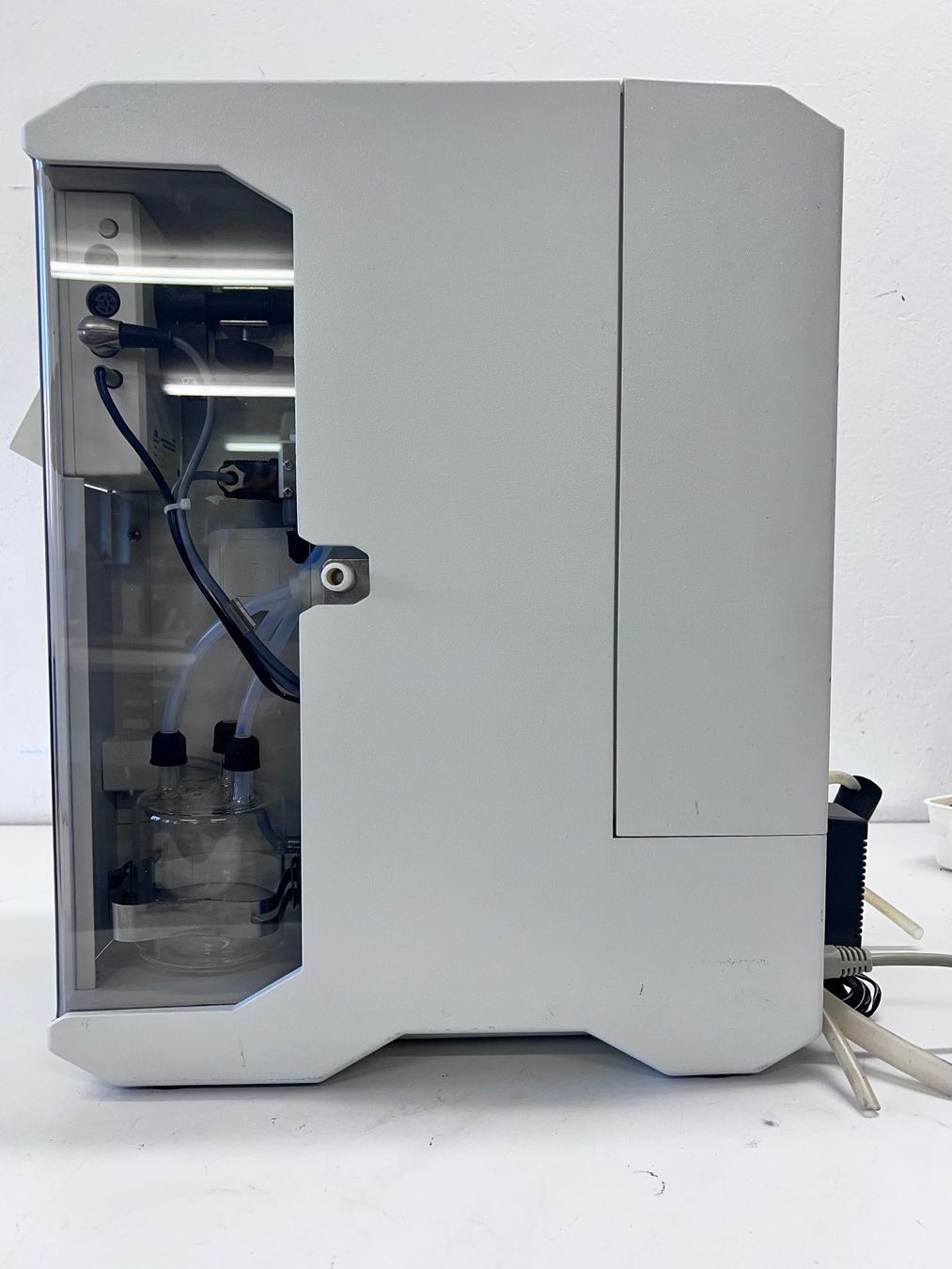 Accessori da laboratorio: Büchi Vacuum System B-172 – Usato da Niederdorf venduto da LeptonAG_Labor 2