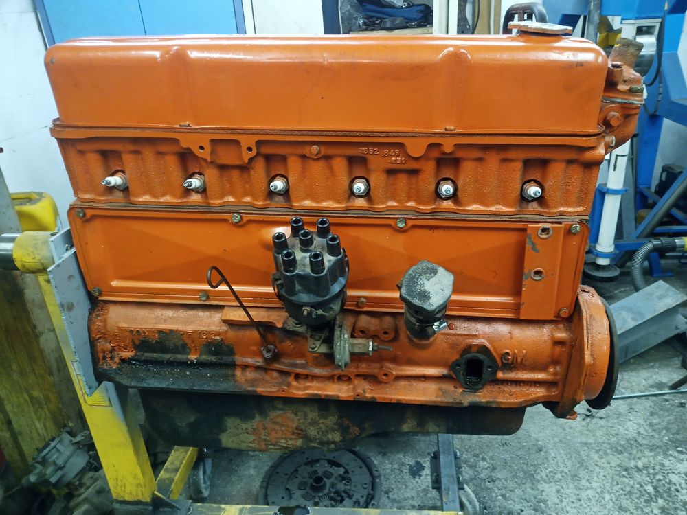 Chevrolet Motor 235 (Defekt) in Wauwil für CHF 800 – nur Abholung auf ...