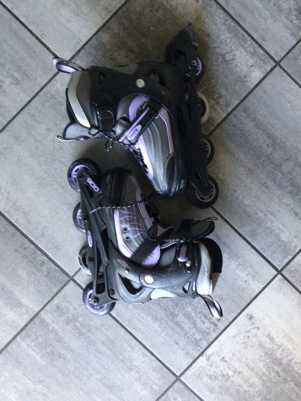 Pattini in linea & Pattini a rotelle: Rollschuhe HY Skate Grösse einstellbar 37-40 – Usato da Düdingen venduto da Pasco74 1