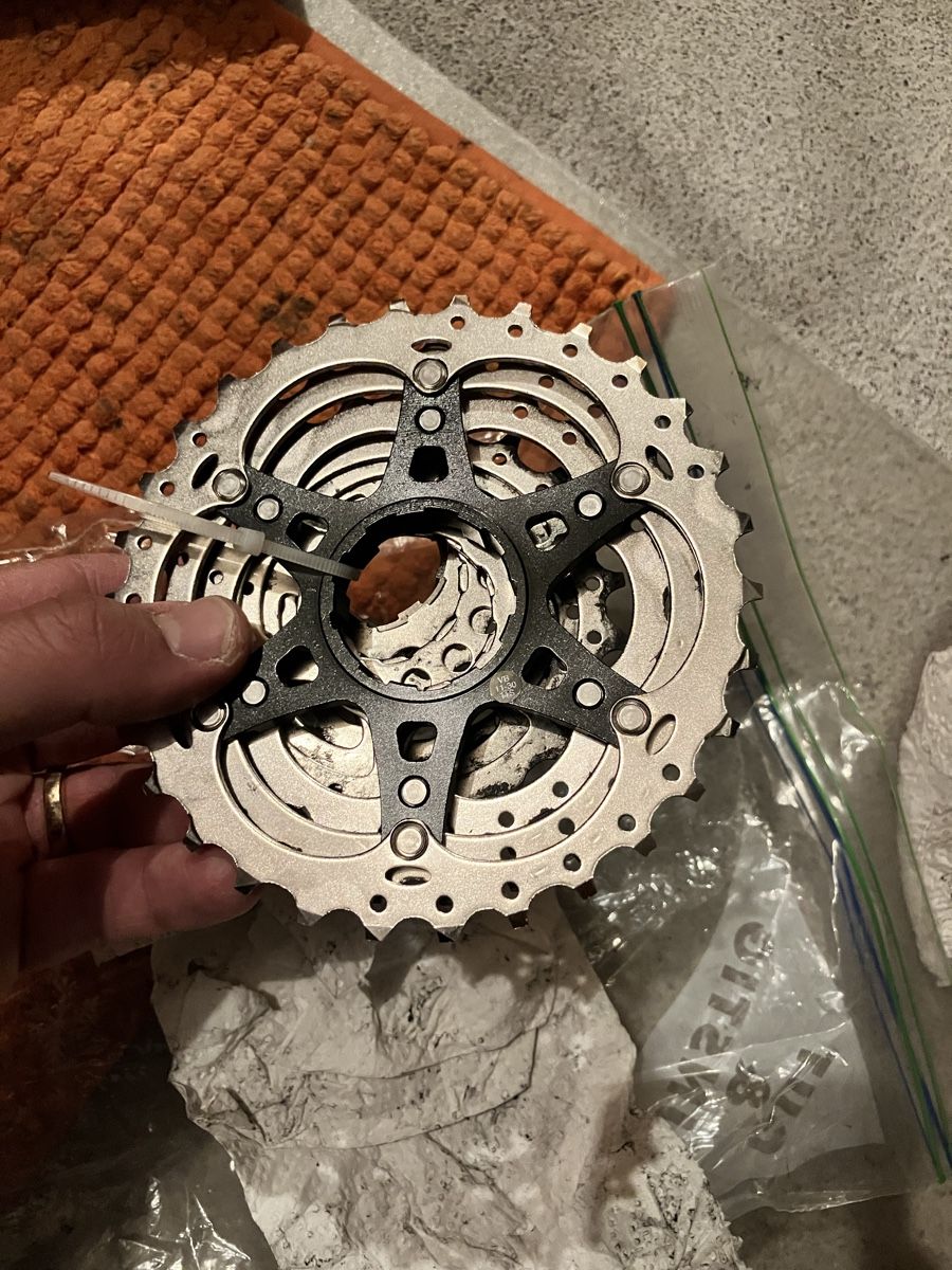 Shimano Pezzi di ricambio: Shimano 105 Kasette – Nuovo (secondo la descrizione) da Schüpfen venduto da Jefferson_95 2