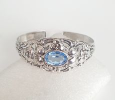 Antike Armreif Silber 835 mit blauem Stein florales Design