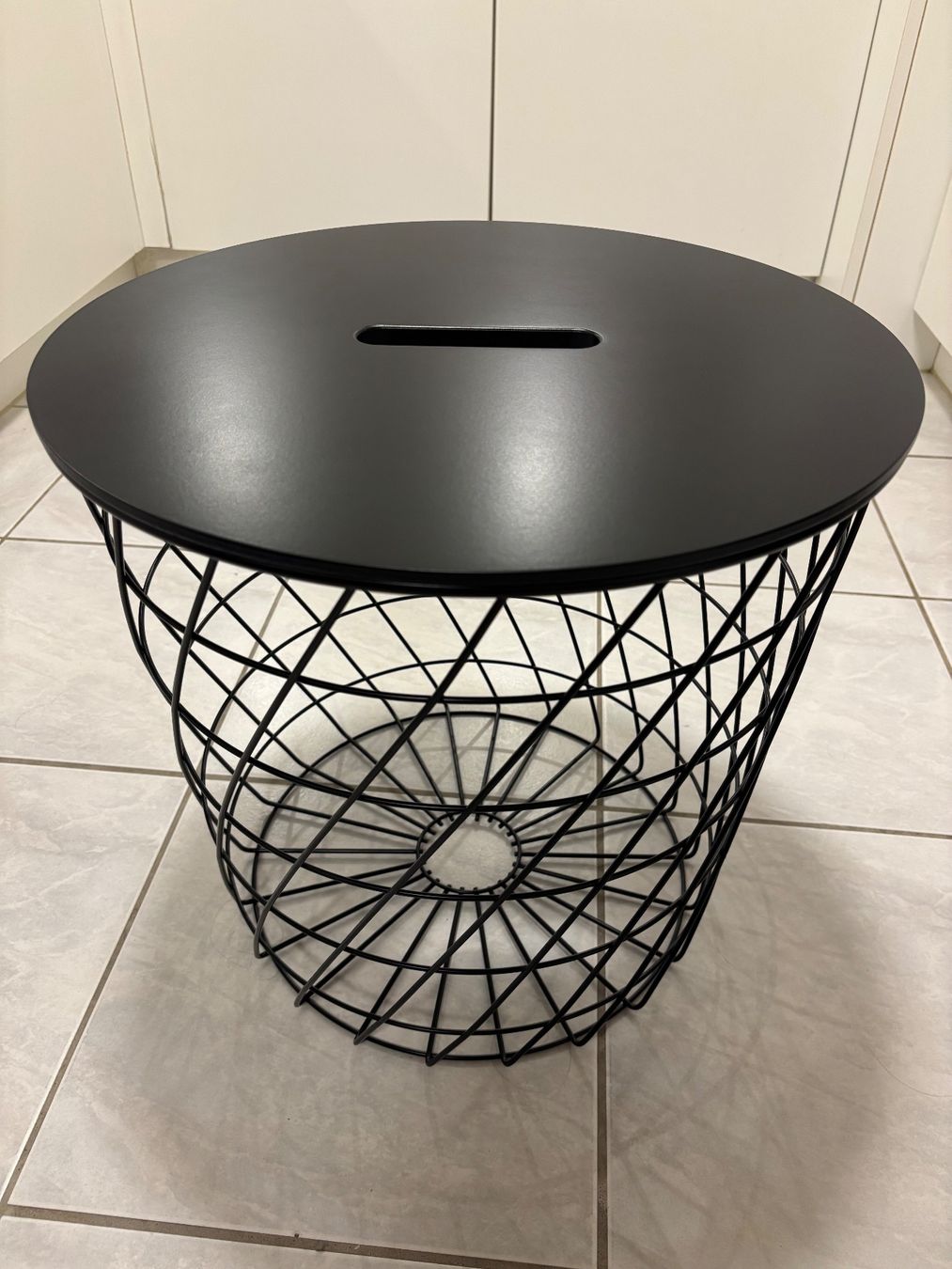 Ikea Tavoli: Aufbewahrungstisch, schwarz – Nuovo (secondo la descrizione) da Egerkingen venduto da sel_528b
