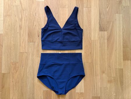 MYMARINI - Bikini Yoga Top (L) und Shorts (XL) striped