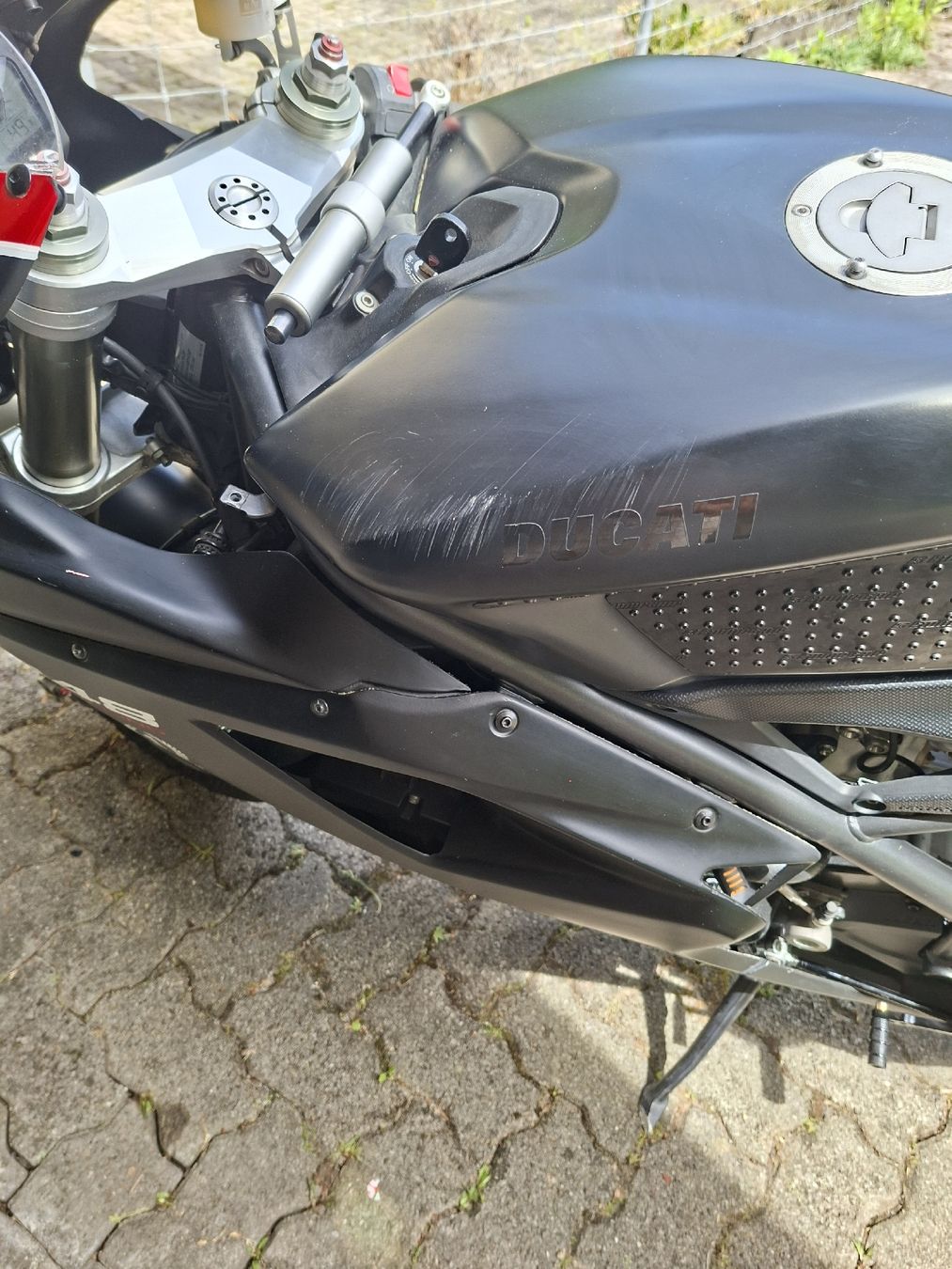 Strada: Ducati 848 Evo  – Usato da Zürich venduto da val_x2zn 3