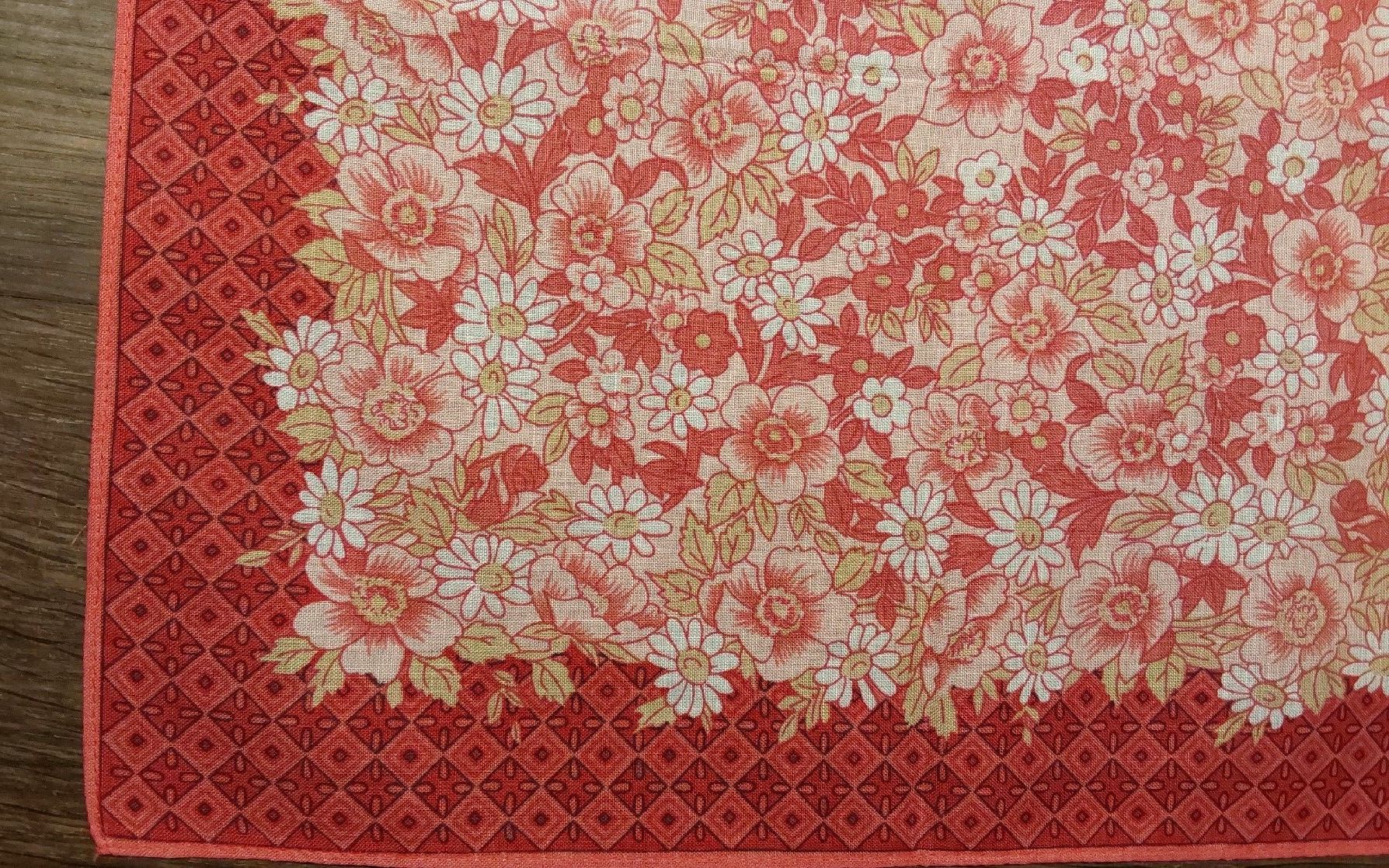 Autres vêtements & accessoires: Taschentuch Motiv Blumen – Neuf avec emballage d'origine à Köniz par scopello12 1