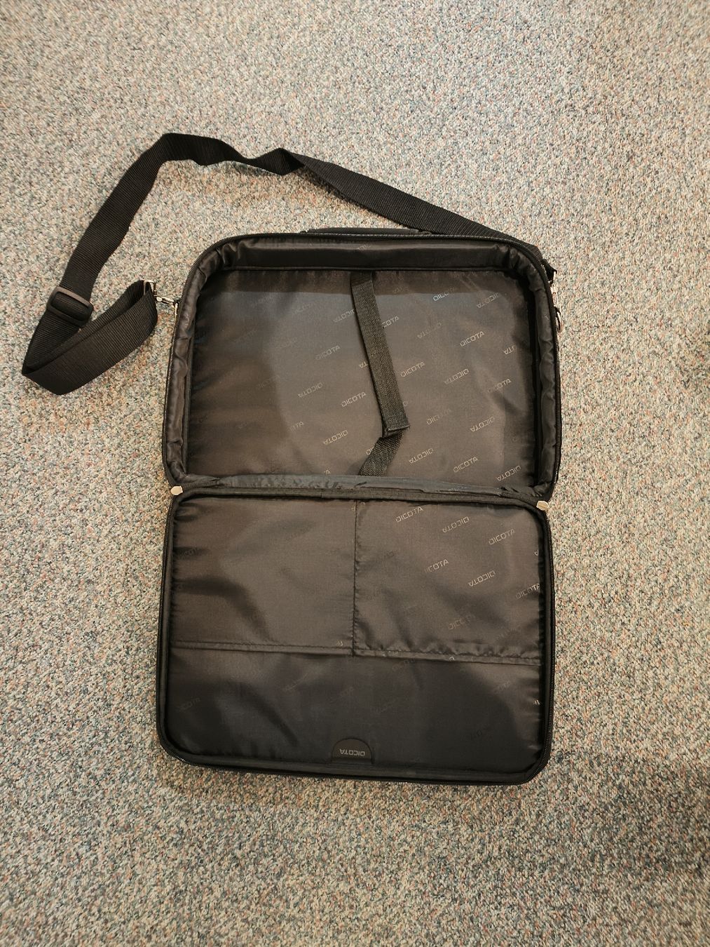 Borse: Laptop-/Dokumententasche – Nuovo (secondo la descrizione) da Wangen b. Olten venduto da the_smithi 2