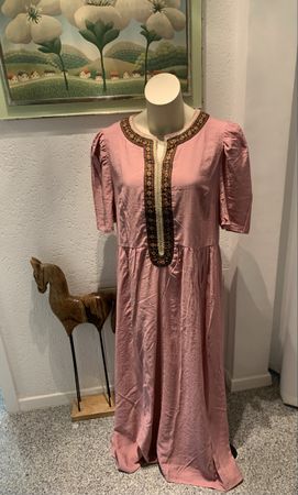 Wunderschönes Maxi-Kleid, altrosa, Grösse xl, festlich