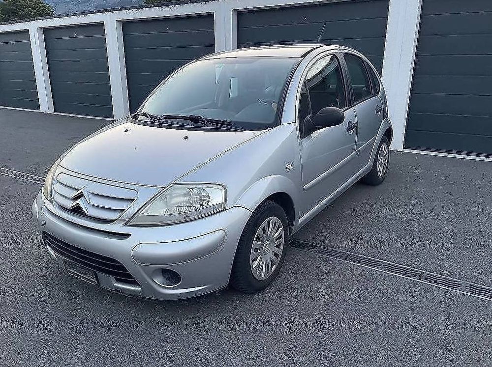 Citroën Automobili: Citroën C3, 1.4L, 5 Portes, Bon état, Climatisation, etc – Usato da Conthey venduto da ditade