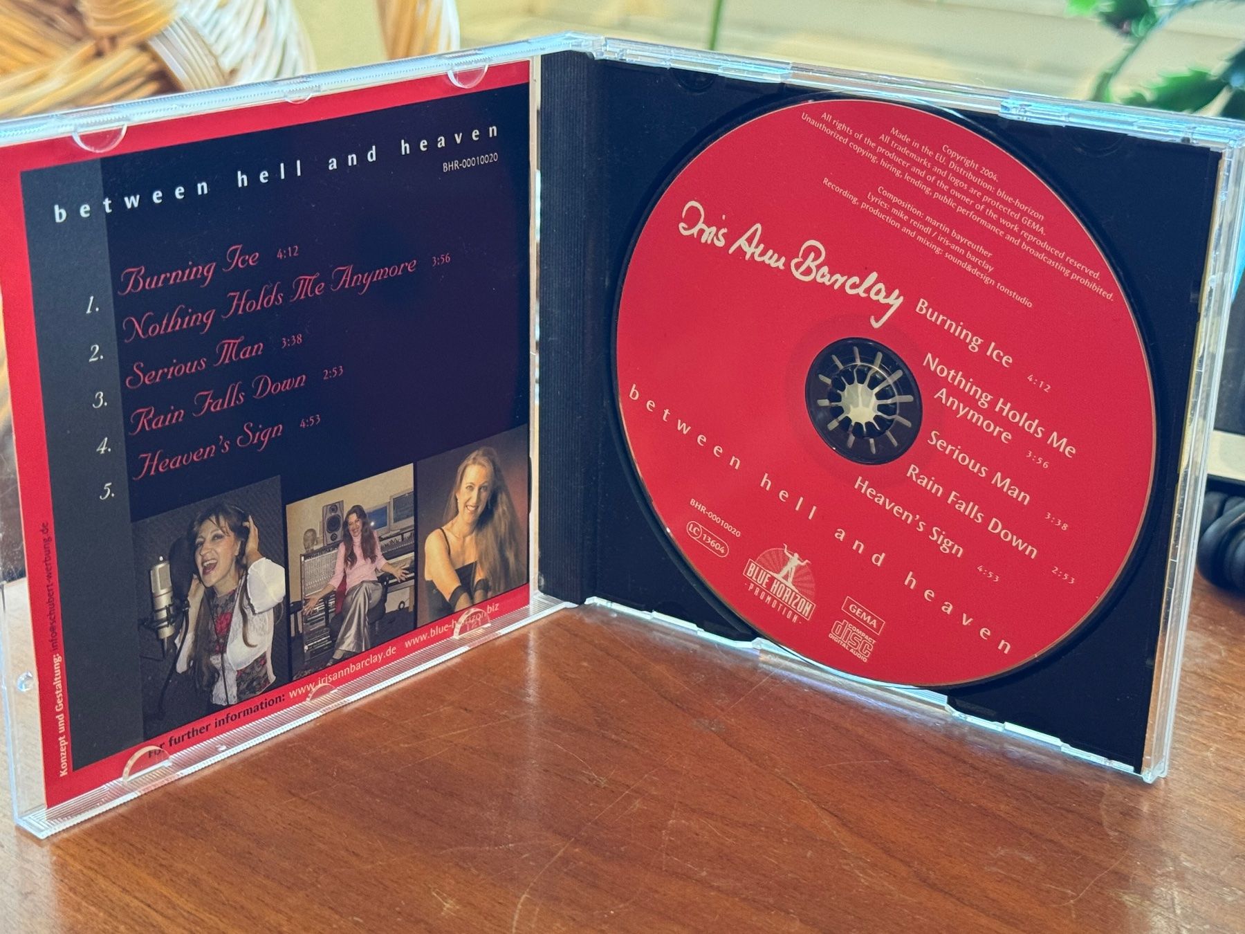 CD: Iris Ann Barclay - Between Hell And Heaven - HG41B – Usato da Küsnacht ZH venduto da pdproject 2