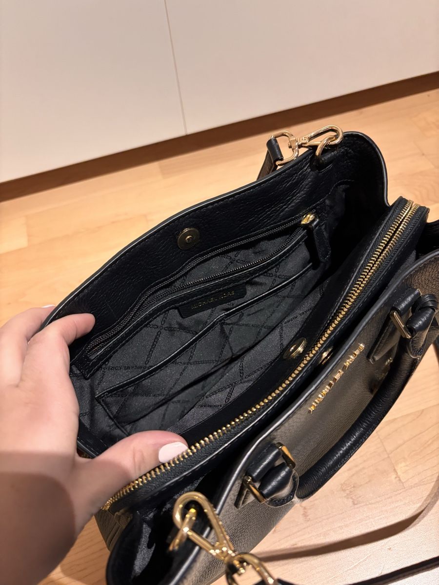 Michael Kors Borse: Michael Kors Handtasche original – Usato da Seon venduto da Banane123x 1