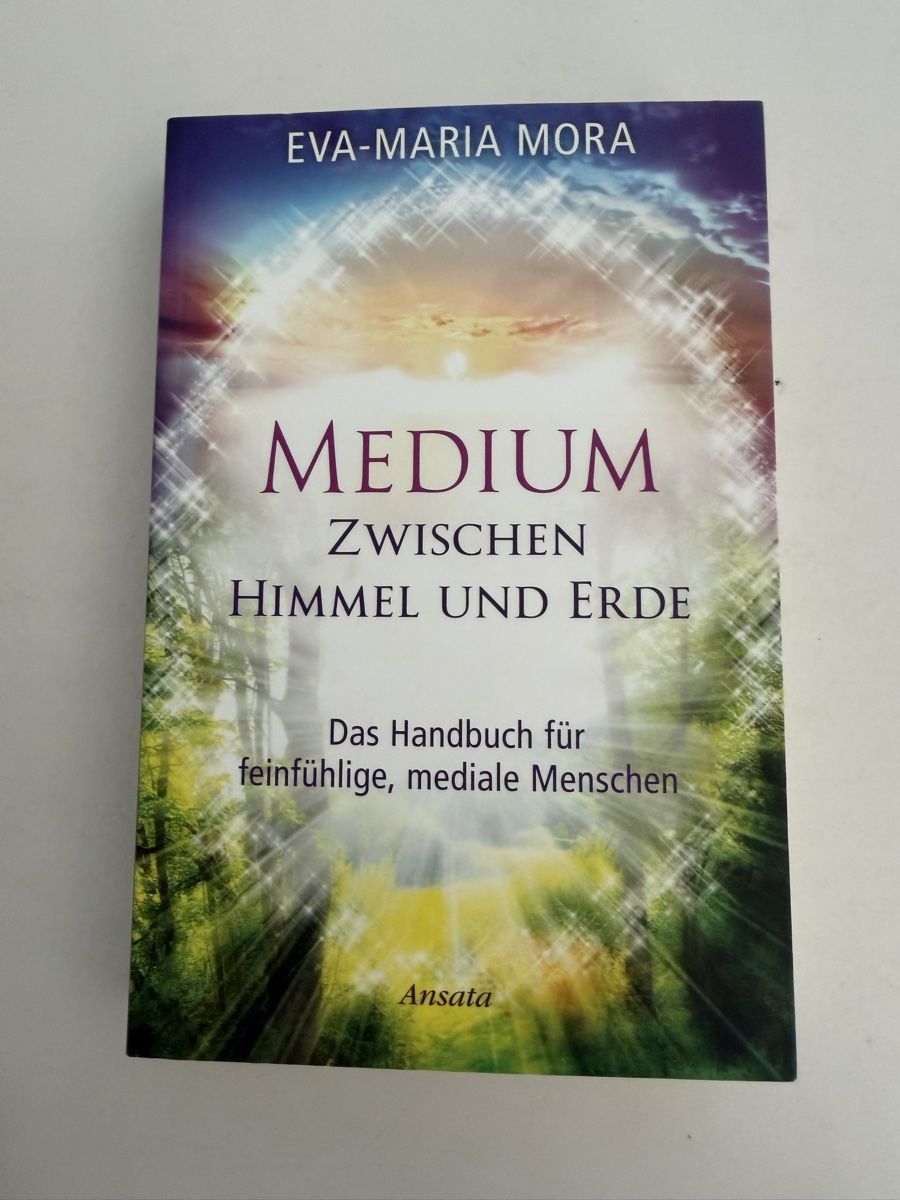 Bücher: Buch Medium – Gebraucht aus Ebnat-Kappel von Hoelzli5