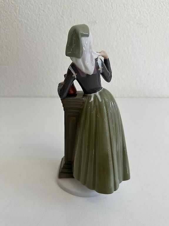 Statuette: Goebel Figur Giulia 1986 W Germany – Usato da Obernau venduto da Arche_Noah_Brocki 2