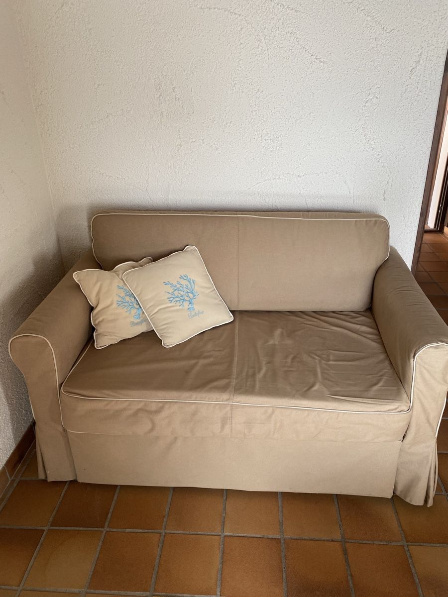 Ikea Divani: 2 places sofa bed  – Usato da Onex venduto da kan_s2lt 1
