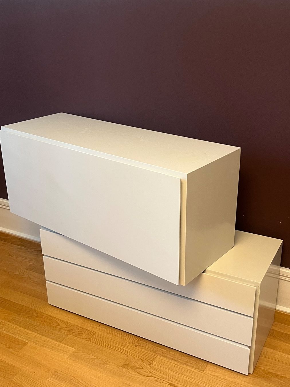 Commodes: Kommode weiss/grau 3 Schubladen 100cm – D'occasion à Zürich par lea_p6wv
