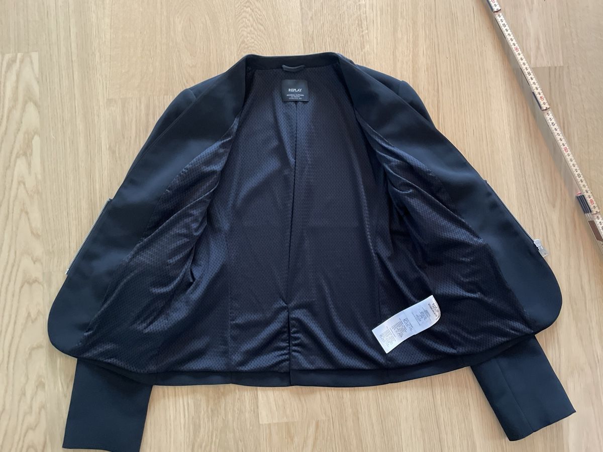 Giacche: Neuwertiger Blazer Replay M – Nuovo (secondo la descrizione) da Basel venduto da pilzliii 5
