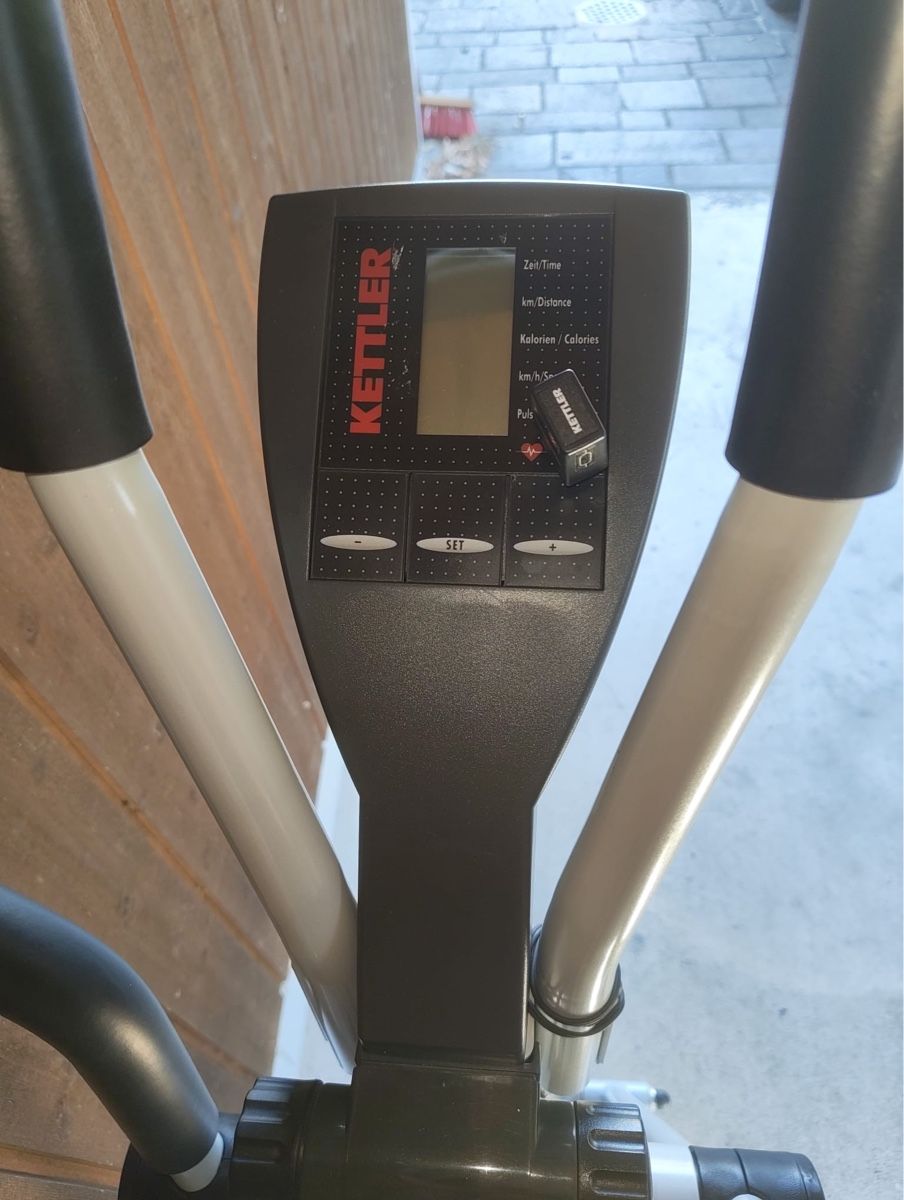 Kettler Hometrainer: Crosstrainer Kettler Cosmos – Usato da Ballwil venduto da Teigaffen 2