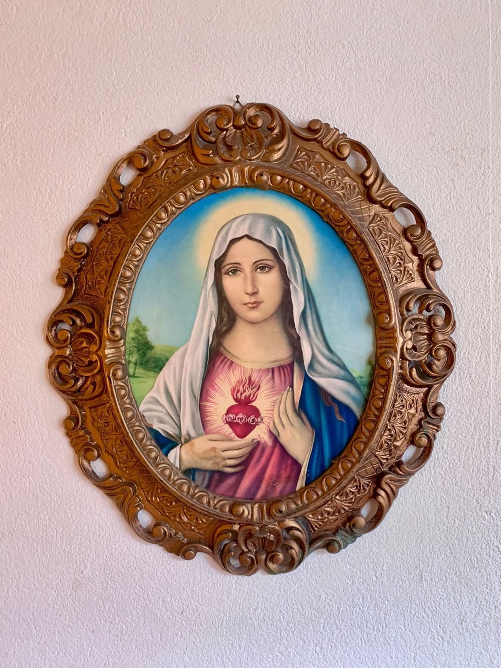 Poster & Bilder: Kitschiges Madonnen Bild mit Reliefrahmen – Gebraucht aus Zürich von Les_Zurichois