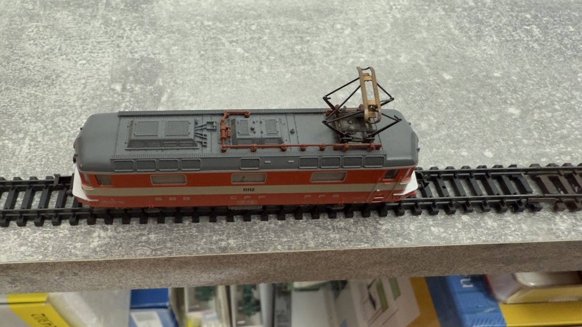 Trix Modellini di ferrovie: Minitrix Re 4/4 Swiss Express Spur N – Usato da Schlieren venduto da rat_lq6b 4