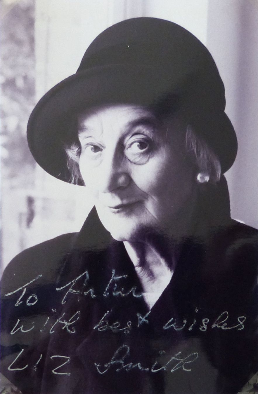 Autogramme: Liz Smith (1921-2016) Schauspielerin - Autogramm – Gebraucht aus Dietikon von cyranos1
