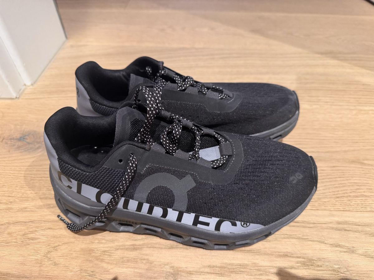 On Scarpe da uomo: On Laufschuhe Gr 37.5 – Nuovo (secondo la descrizione) da Hinwil venduto da Jenny_wenger 1