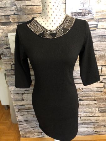 Kleid schwarz mit Applikation Gr. 36