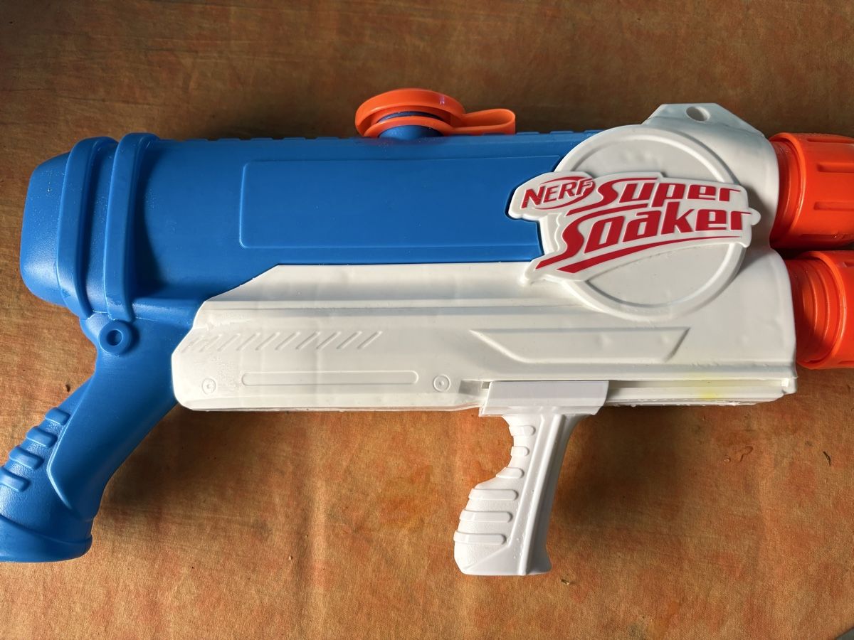Nerf Giocattoli: NERF wasserpistole super soaker – Nuovo (secondo la descrizione) da Herzogenbuchsee venduto da warrior77
