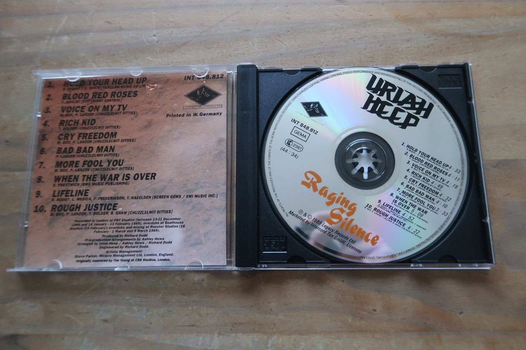 CD: URIAH HEEP - RAGING SILENCE - CD – Usato da Basel venduto da Patiscat 3