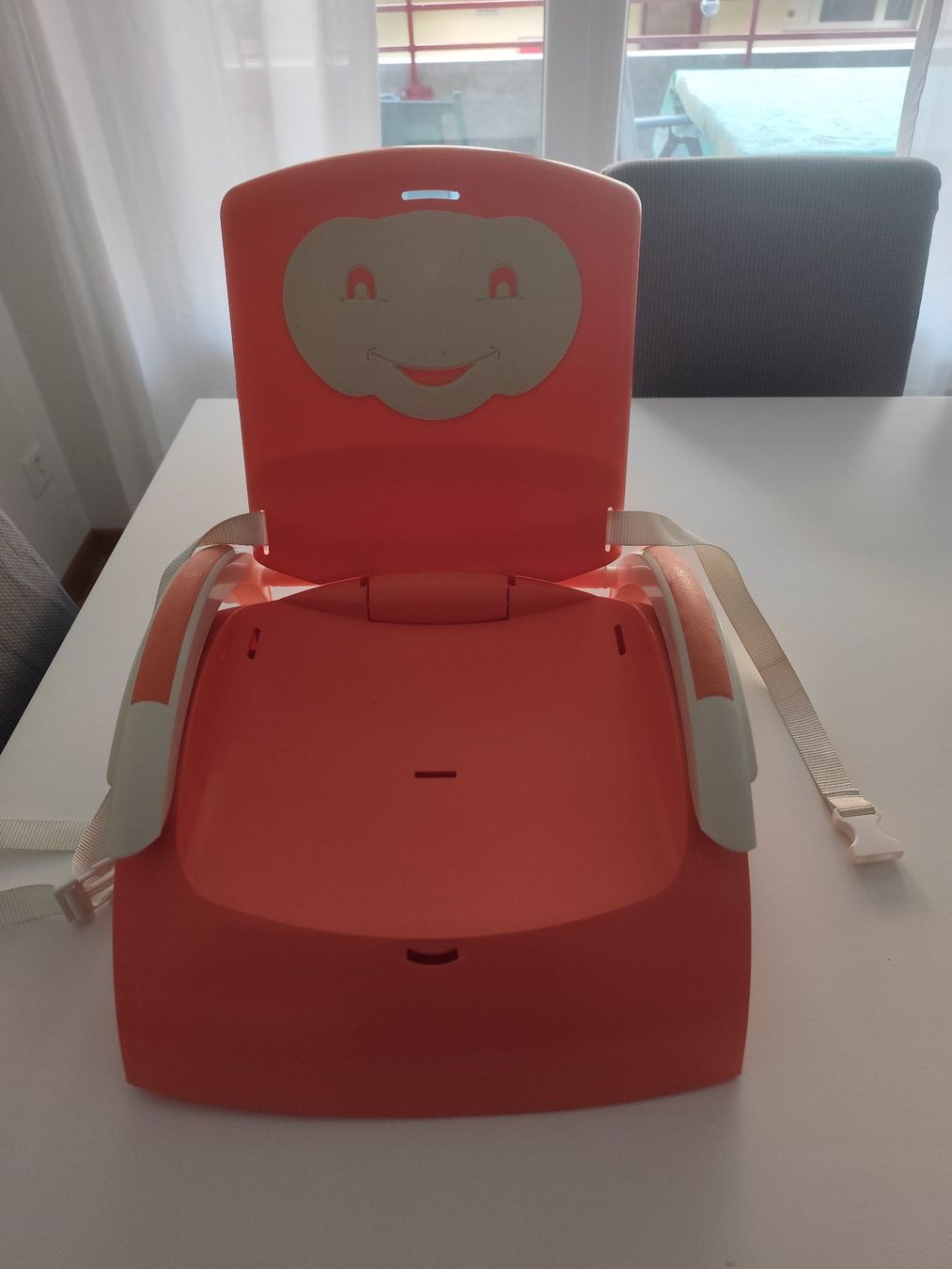 Sièges auto: Kindersitz – D'occasion à St. Gallen par CoralieCapt 2